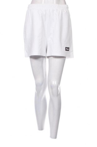 Дамски къс панталон FILA, Размер M, Цвят Бял, Цена 34,65 лв.