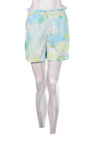 Γυναικείο κοντό παντελόνι Guess, Μέγεθος M, Χρώμα Πολύχρωμο, Τιμή 80,41 €