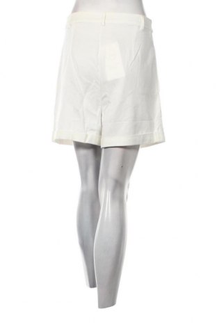Γυναικείο κοντό παντελόνι Guido Maria Kretschmer for About You, Μέγεθος XL, Χρώμα Λευκό, Τιμή 39,69 €