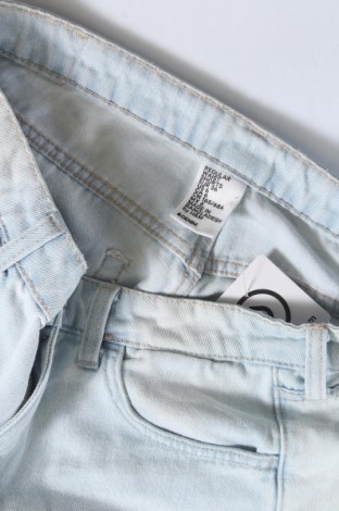 Дамски къс панталон H&M, Размер S, Цвят Син, Цена 19,04 лв.