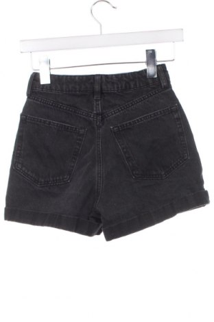 Pantaloni scurți de femei H&M Divided, Mărime XS, Culoare Negru, Preț 48,00 Lei