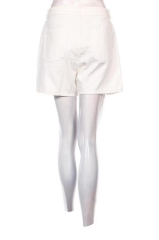 Damen Shorts Haily`s, Größe M, Farbe Weiß, Preis € 11,11