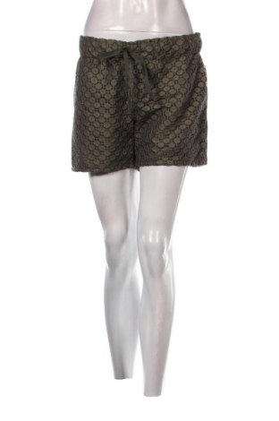 Γυναικείο κοντό παντελόνι Janina, Μέγεθος M, Χρώμα Πράσινο, Τιμή 5,58 €