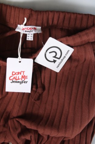 Дамски къс панталон Jennyfer, Размер XS, Цвят Кафяв, Цена 13,95 лв.