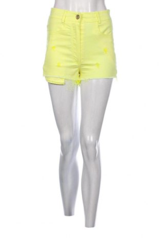 Γυναικείο κοντό παντελόνι Junona, Μέγεθος S, Χρώμα Κίτρινο, Τιμή 8,35 €
