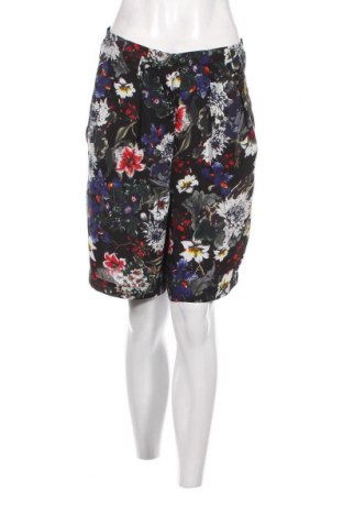 Дамски къс панталон Kiomi, Размер S, Цвят Многоцветен, Цена 15,30 лв.