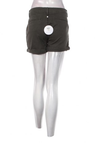 Pantaloni scurți de femei Kookai, Mărime M, Culoare Verde, Preț 355,26 Lei