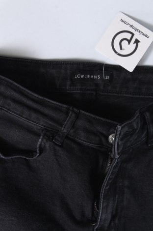 Γυναικείο κοντό παντελόνι LCW, Μέγεθος M, Χρώμα Μαύρο, Τιμή 9,72 €