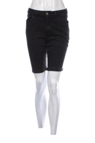 Дамски къс панталон LCW, Размер M, Цвят Черен, Цена 10,83 лв.