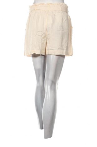 Γυναικείο κοντό παντελόνι Lascana, Μέγεθος M, Χρώμα Εκρού, Τιμή 15,98 €