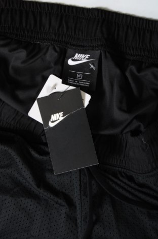 Pantaloni scurți de femei Nike, Mărime XL, Culoare Negru, Preț 253,29 Lei