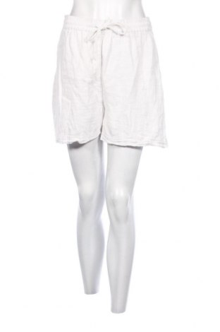 Damen Shorts Pieces, Größe M, Farbe Weiß, Preis € 6,14