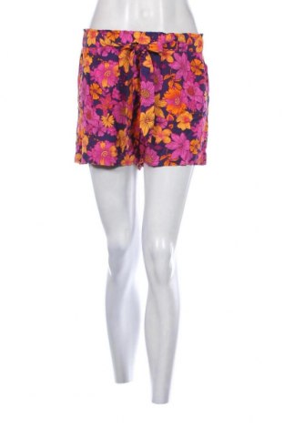Γυναικείο κοντό παντελόνι Primark, Μέγεθος M, Χρώμα Πολύχρωμο, Τιμή 19,18 €
