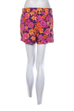 Γυναικείο κοντό παντελόνι Primark, Μέγεθος M, Χρώμα Πολύχρωμο, Τιμή 16,00 €