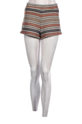 Damen Shorts Pull&Bear, Größe M, Farbe Mehrfarbig, Preis € 4,63