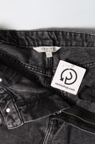 Pantaloni scurți de femei Review, Mărime S, Culoare Gri, Preț 115,43 Lei