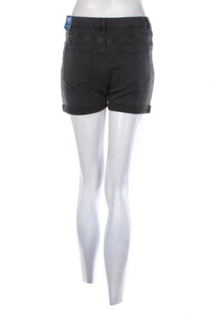 Γυναικείο κοντό παντελόνι Terranova, Μέγεθος M, Χρώμα Γκρί, Τιμή 18,03 €