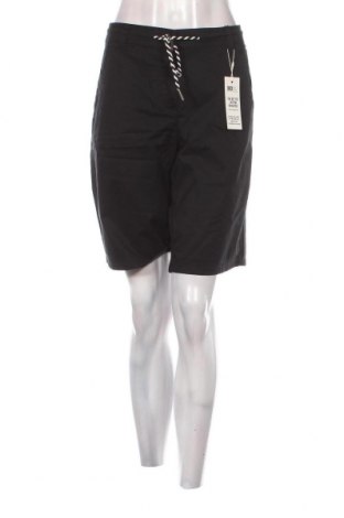 Pantaloni scurți de femei Tom Tailor, Mărime L, Culoare Negru, Preț 126,65 Lei