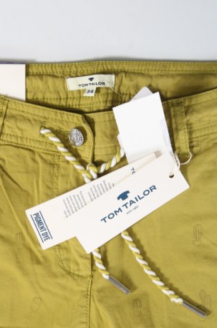 Pantaloni scurți de femei Tom Tailor, Mărime XS, Culoare Verde, Preț 253,29 Lei