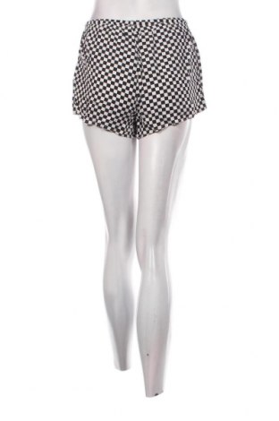 Γυναικείο κοντό παντελόνι Undiz, Μέγεθος M, Χρώμα Πολύχρωμο, Τιμή 39,69 €