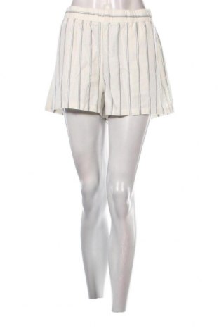 Дамски къс панталон Vero Moda, Размер L, Цвят Бял, Цена 23,46 лв.
