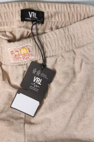 Дамски къс панталон Viral Vibes, Размер XS, Цвят Кафяв, Цена 15,40 лв.