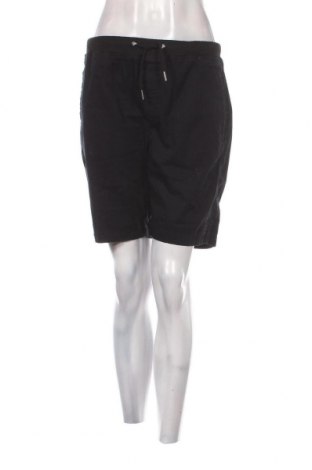 Дамски къс панталон Willard, Размер M, Цвят Черен, Цена 11,16 лв.