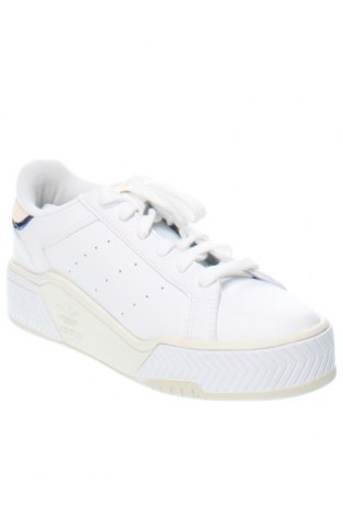 Dámské boty  Adidas Originals, Velikost 38, Barva Bílá, Cena  2 354,00 Kč