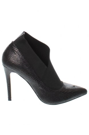 Γυναικεία παπούτσια Bata, Μέγεθος 38, Χρώμα Μαύρο, Τιμή 25,00 €