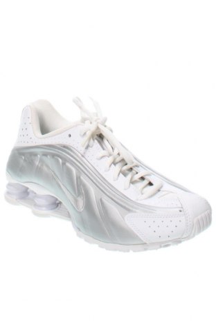Дамски обувки Nike, Размер 38, Цвят Бял, Цена 151,01 лв.
