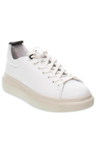Дамски обувки Pavement, Размер 38, Цвят Бял, Цена 162,40 лв.