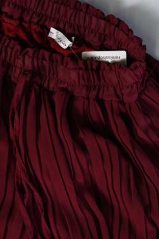 Damenhose, Größe S, Farbe Rot, Preis € 15,00