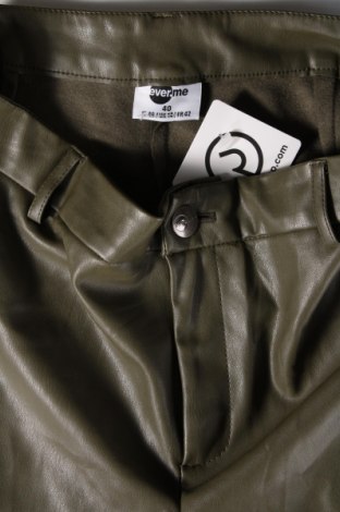 Γυναικείο παντελόνι, Μέγεθος M, Χρώμα Πράσινο, Τιμή 3,05 €
