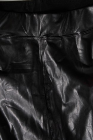 Дамски панталон, Размер S, Цвят Черен, Цена 7,83 лв.