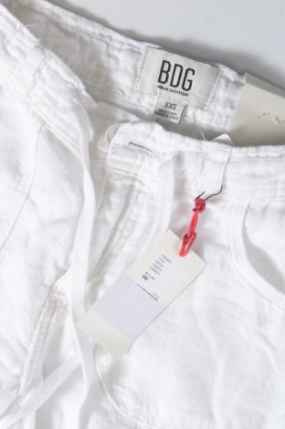 Γυναικείο παντελόνι BDG, Μέγεθος XXS, Χρώμα Λευκό, Τιμή 47,94 €