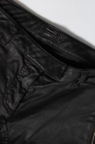 Γυναικείο παντελόνι Belstaff, Μέγεθος XL, Χρώμα Μαύρο, Τιμή 73,18 €