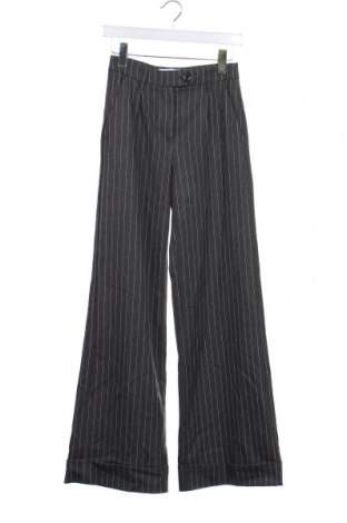Дамски панталон Bershka, Размер XS, Цвят Сив, Цена 17,40 лв.