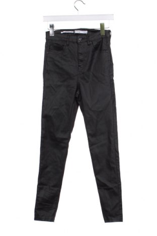 Дамски панталон Bershka, Размер M, Цвят Черен, Цена 10,15 лв.