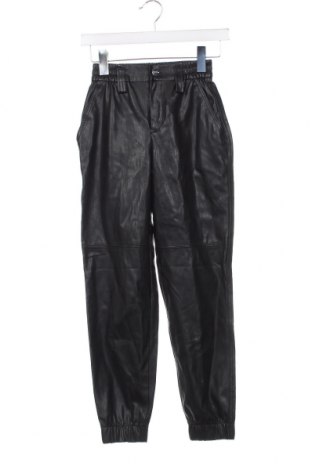 Дамски панталон Bershka, Размер XS, Цвят Черен, Цена 4,93 лв.