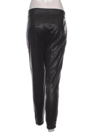 Pantaloni de femei Bershka, Mărime S, Culoare Negru, Preț 16,22 Lei