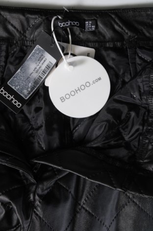 Γυναικείο παντελόνι Boohoo, Μέγεθος M, Χρώμα Μαύρο, Τιμή 6,16 €