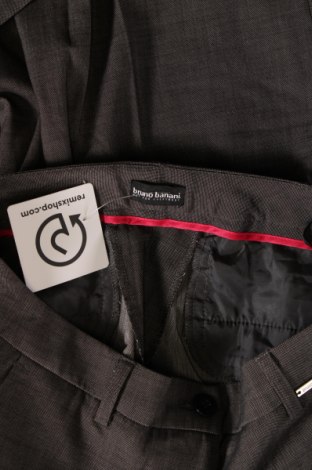 Дамски панталон Bruno Banani, Размер M, Цвят Сив, Цена 6,15 лв.