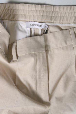 Дамски панталон Calvin Klein, Размер XS, Цвят Бежов, Цена 164,34 лв.
