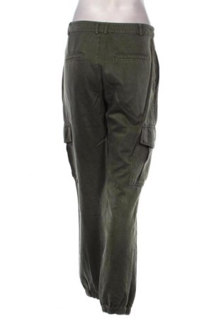 Pantaloni de femei Cartoon, Mărime S, Culoare Verde, Preț 65,07 Lei