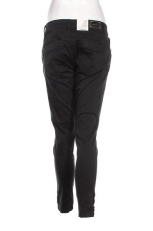 Дамски панталон Dranella, Размер M, Цвят Черен, Цена 20,46 лв.