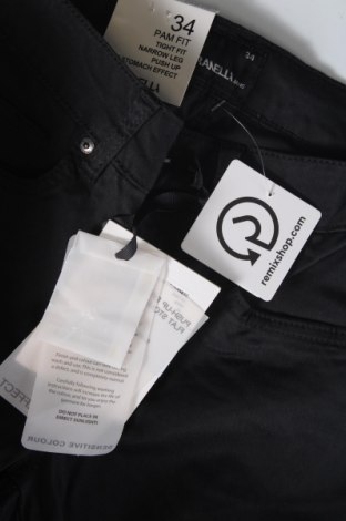 Дамски панталон Dranella, Размер XS, Цвят Черен, Цена 20,46 лв.