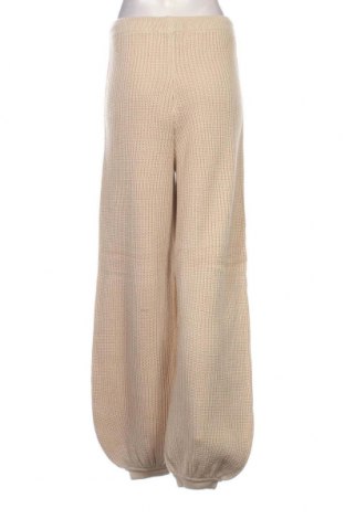Дамски панталон Fashion Union, Размер M, Цвят Бежов, Цена 54,87 лв.