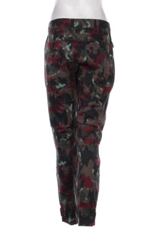 Pantaloni de femei G-Star Raw, Mărime S, Culoare Multicolor, Preț 79,44 Lei