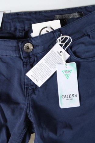 Γυναικείο παντελόνι Guess, Μέγεθος M, Χρώμα Μπλέ, Τιμή 16,85 €