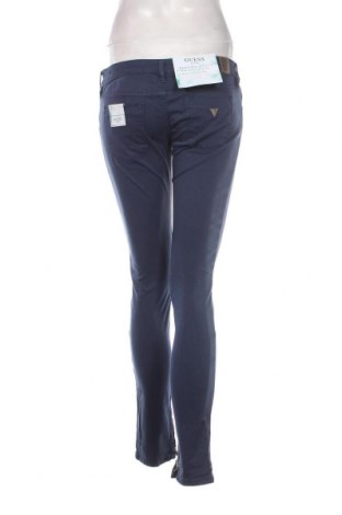 Γυναικείο παντελόνι Guess, Μέγεθος M, Χρώμα Μπλέ, Τιμή 16,85 €